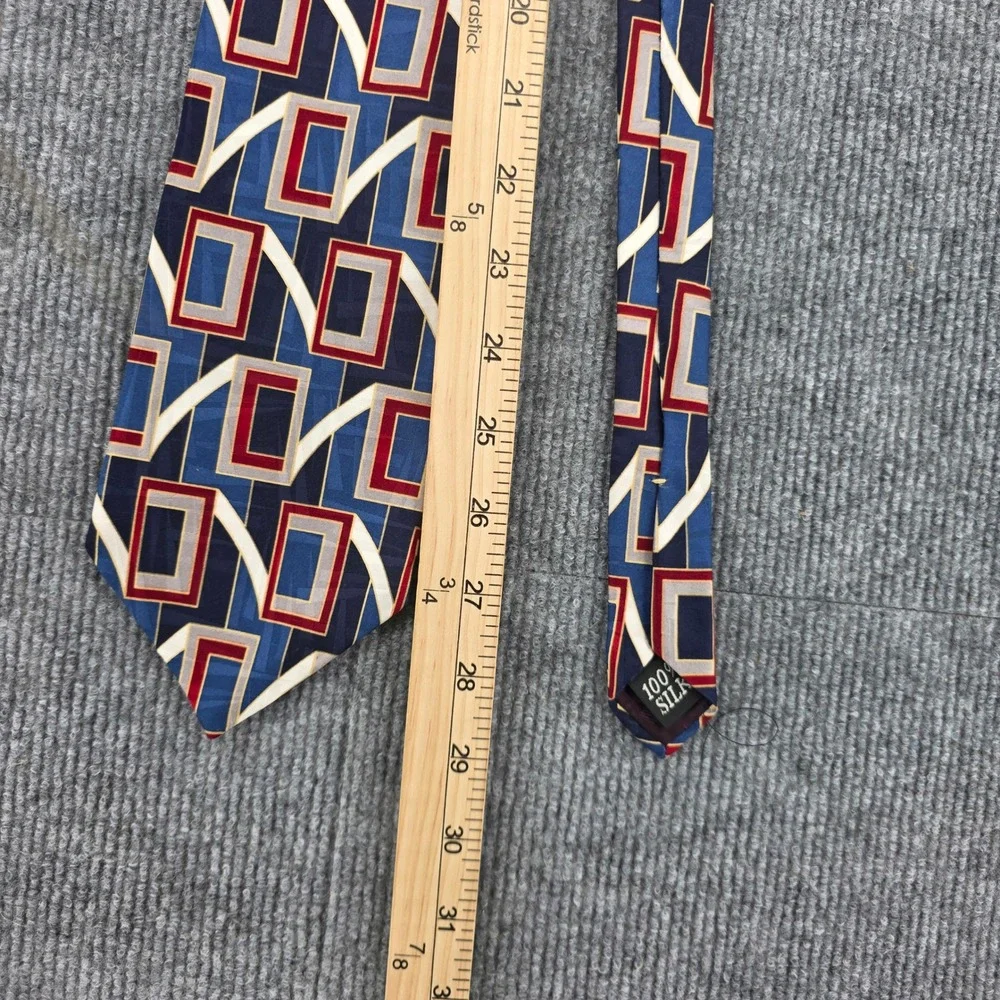 Oscar de la Renta Mens Silk Tie Blue Red Geometric Square Made in USA A67047